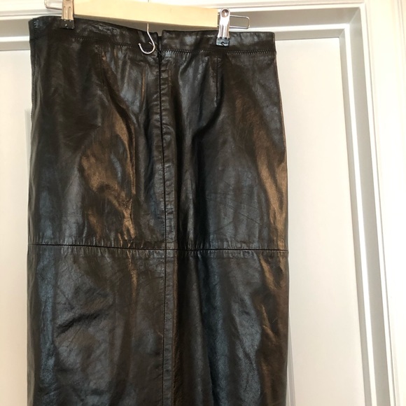 💯 % Leather Skirt /Gap # 22 - Picture 4 of 9